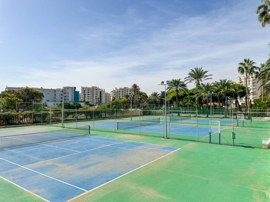Apto. Tobago, Vistas Y Urbanizacion De Ensueno El Campello Dış mekan fotoğraf
